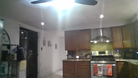 Rachyyyy online show from September 2025 04:28:02 AM