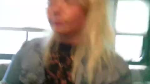 Rachyyyy online show from October 2025 06:52:01 PM