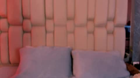 Radiant Naomi online show from April 2026 11:17:01 AM