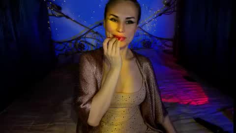 Radmila Star online show from November 2025 05:14:02 PM