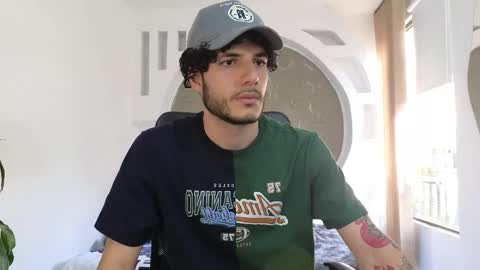 R A F A E L online show from November 2025 08:33:02 PM