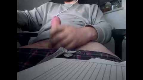 Snapshot of raffael150601 chatting on November 2025 02:12:01 AM raffael150601 online show from November 2025 02:12:01 AM