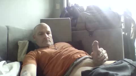Bigthickdickinvic online show from November 2025 12:31:02 AM