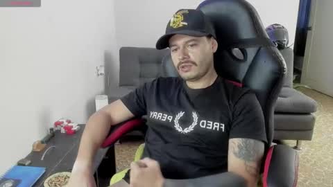 Snapshot of ragnar_lothbrok77 chatting on November 2025 05:06:02 PM ragnar_lothbrok77 online show from November 2025 05:06:02 PM