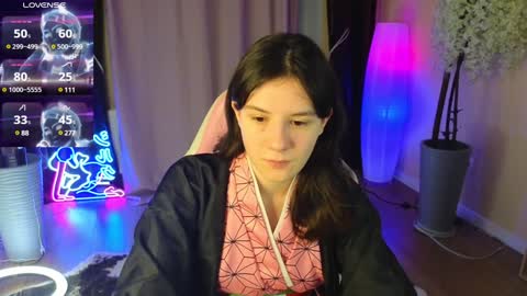 Betty  online show from December 2024 04:34:02 AM