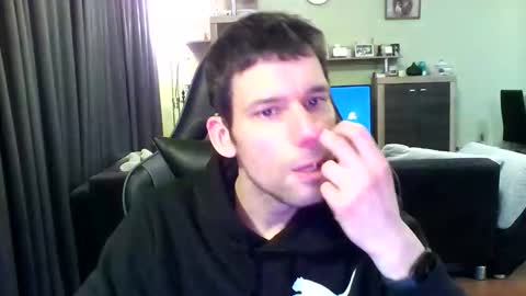 Snapshot of raimondo32 chatting on February 2026 05:44:02 PM Raimondo te Paste online show from February 2026 05:44:02 PM