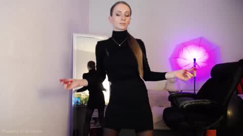 Call me Lei online show from October 2025 04:13:01 PM