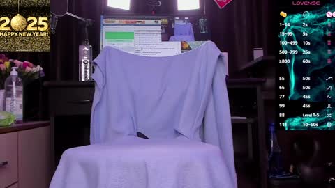 Laura online show from January 2025 02:35:02 AM