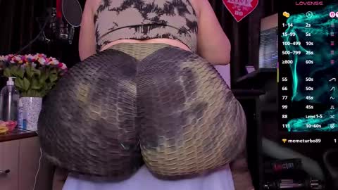 Laura online show from September 2025 03:10:01 AM