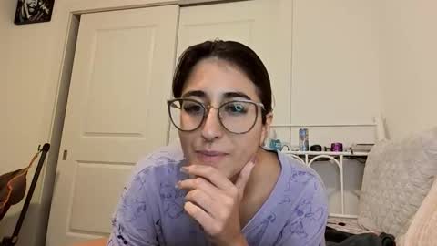 Ray Ray online show from October 2025 04:02:01 AM