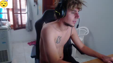 Snapshot of ramisexyloveyou chatting on February 2025 05:59:01 PM Ramiro online show from February 2025 05:59:01 PM