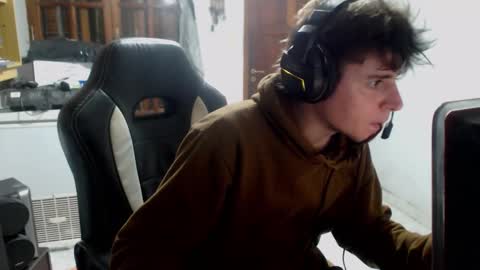 Snapshot of ramisexyloveyou chatting on September 2025 11:51:02 PM Ramiro online show from September 2025 11:51:02 PM