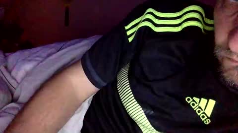 Snapshot of randobad12 chatting on November 2025 10:34:01 PM randobad12 online show from November 2025 10:34:01 PM