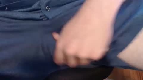 Snapshot of random41yearoldguy chatting on January 2025 10:19:01 PM random41yearoldguy online show from January 2025 10:19:01 PM