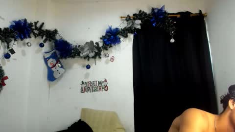 Snapshot of randy_escobar chatting on December 2025 12:00:02 PM randy_escobar online show from December 2025 12:00:02 PM