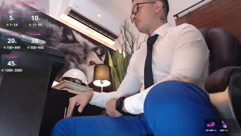 Snapshot of randylukehot chatting on January 2025 03:26:01 AM randylukehot online show from January 2025 03:26:01 AM