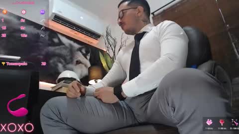 Snapshot of randylukehot chatting on November 2025 07:57:01 PM randylukehot online show from November 2025 07:57:01 PM