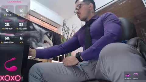 Snapshot of randylukehot chatting on November 2025 10:25:02 AM randylukehot online show from November 2025 10:25:02 AM