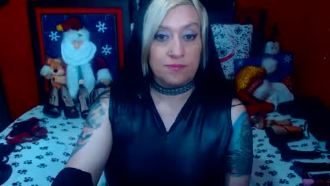 Snapshot of randymaturex01 chatting on December 2024 05:23:01 AM Sonia online show from December 2024 05:23:01 AM