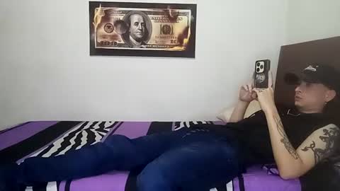 Snapshot of rangel_sex chatting on July 2026 08:57:02 PM Rangel and Lola online show from July 2026 08:57:02 PM