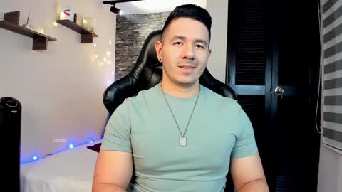 Jonas online show from December 2024 01:03:01 AM