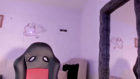 Snapshot of raquel_dl chatting on September 2025 08:56:01 PM Raquel online show from September 2025 08:56:01 PM