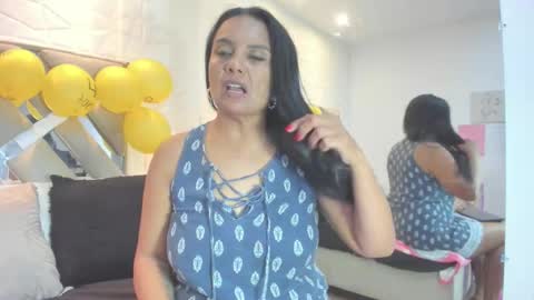 Raquel Moore  online show from January 2026 05:38:02 PM