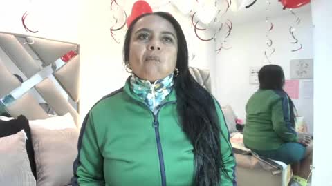 Raquel Moore  online show from February 2026 12:57:01 PM