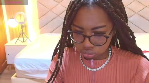 Raquel online show from March 2026 11:58:01 AM