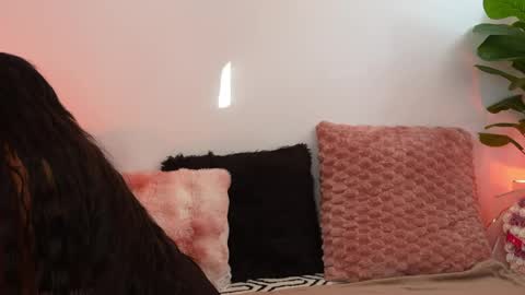 raquellexo online show from May 2026 04:31:01 AM