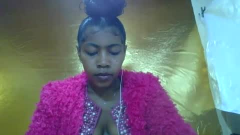Snapshot of rasoaa chatting on June 2026 06:12:01 AM Rasoaa online show from June 2026 06:12:01 AM
