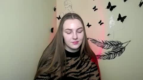 raspberry0101 online show from December 2024 02:59:01 PM