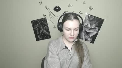 raspberry0101 online show from January 2025 01:51:02 PM