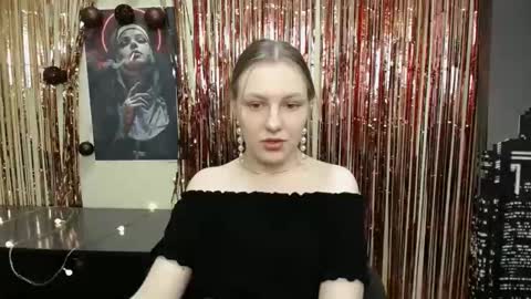 raspberry0101 online show from February 2025 01:41:01 PM