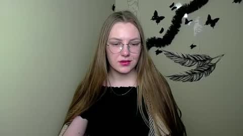 raspberry0101 online show from February 2025 01:13:02 AM