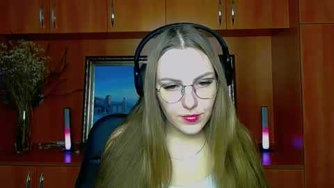 raspberry0101 online show from November 2025 08:17:02 AM