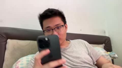 randomnaut online show from January 2025 03:03:02 AM