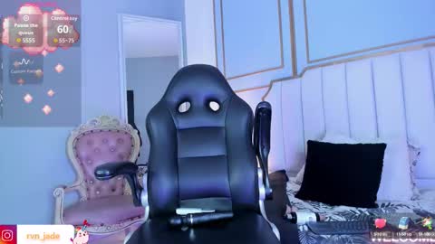 raven_jade_ online show from September 2025 04:02:02 AM