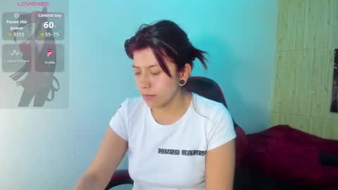 Snapshot of raven_rouge chatting on May 2026 01:19:01 PM gata online show from May 2026 01:19:01 PM