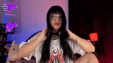 Snapshot of ravendark_666 chatting on March 2026 04:25:01 AM Raven online show from March 2026 04:25:01 AM