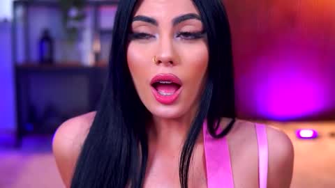 Lav online show from January 2026 07:17:01 PM