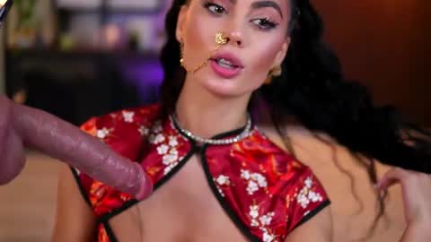 Lav online show from April 2026 06:56:01 PM