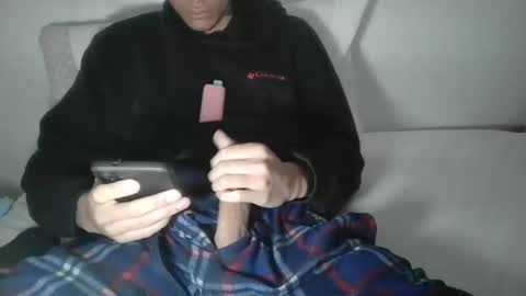 Snapshot of ravenxbat chatting on November 2025 04:44:01 PM ravenxbat online show from November 2025 04:44:01 PM