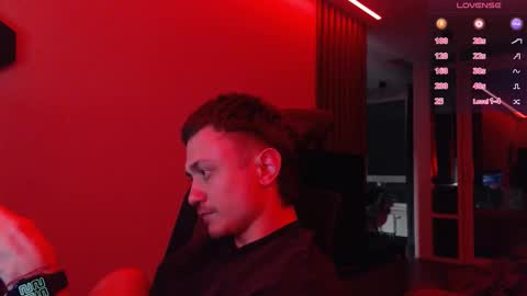 Snapshot of ravine_doleg chatting on October 2025 11:50:04 PM Alex Nash online show from October 2025 11:50:04 PM