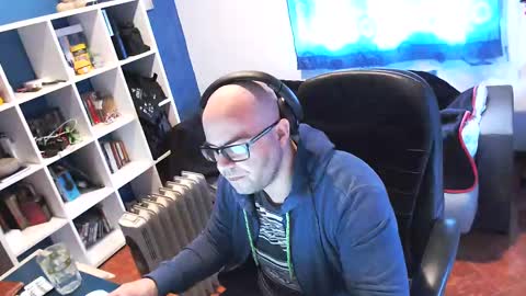 ravingr3d3 online show from February 2025 12:22:01 PM