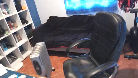 ravingr3d3 online show from March 2025 08:54:02 AM