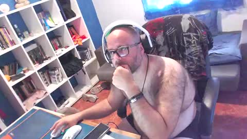 Snapshot of ravingr3d3 chatting on May 2026 10:57:02 AM ravingr3d3 online show from May 2026 10:57:02 AM
