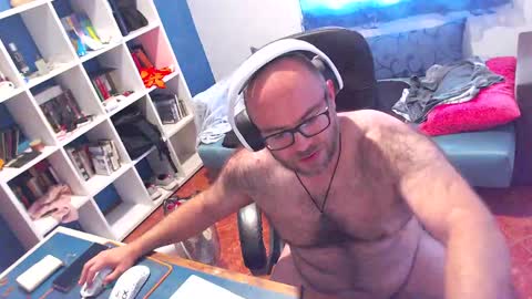 Snapshot of ravingr3d3 chatting on June 2026 10:50:02 AM ravingr3d3 online show from June 2026 10:50:02 AM