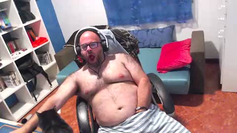 Snapshot of ravingr3d3 chatting on June 2026 10:08:02 PM ravingr3d3 online show from June 2026 10:08:02 PM