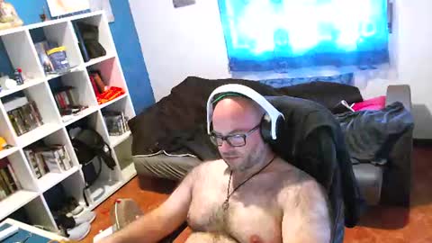 Snapshot of ravingr3d3 chatting on June 2026 11:14:01 AM ravingr3d3 online show from June 2026 11:14:01 AM